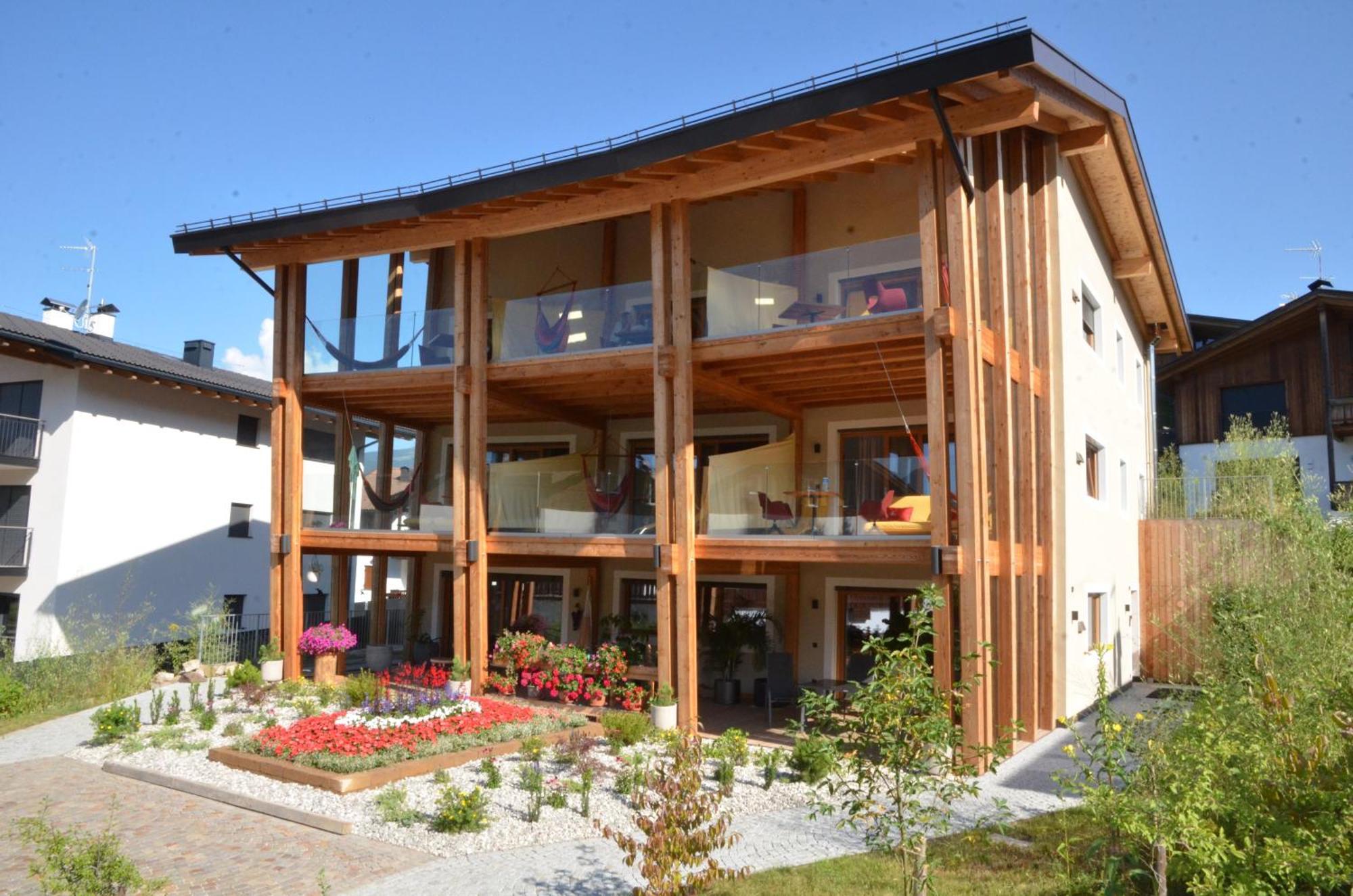 Kastelart - Karbon Aparthotel Castelrotto Ngoại thất bức ảnh