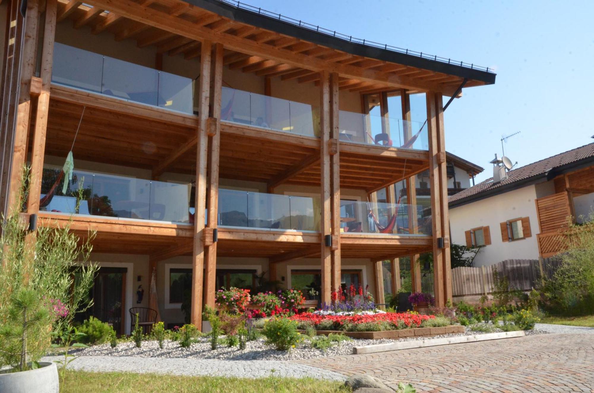 Kastelart - Karbon Aparthotel Castelrotto Ngoại thất bức ảnh